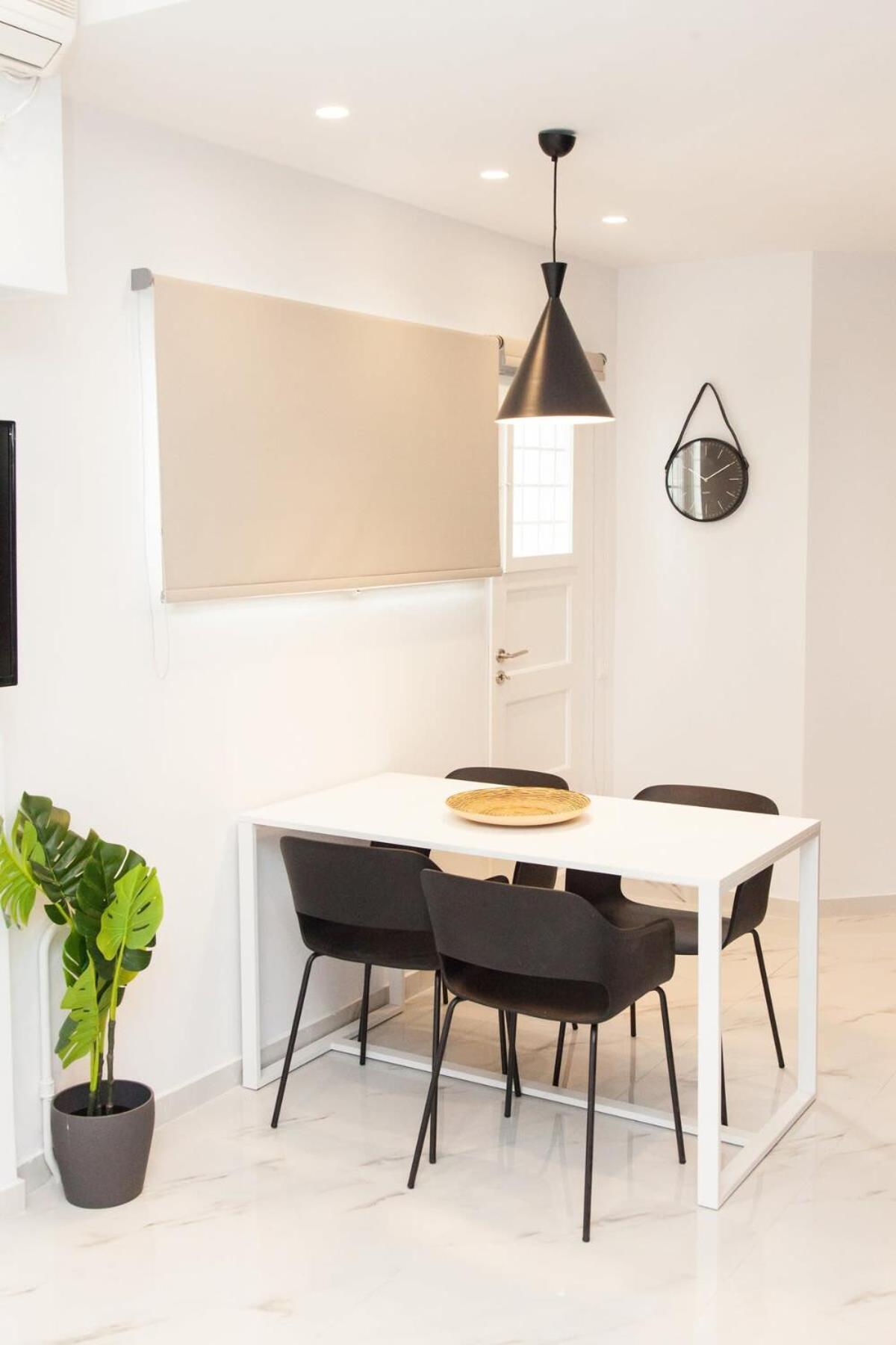 Comfortable Apartment In Athens Downtown Εξωτερικό φωτογραφία